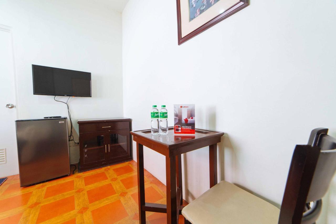 เรดดอร์ซ เนียร์ วอล์คกิ้งสตรีท อังเคเลสซิตี้ Hotel อังเฮเลส ภายนอก รูปภาพ